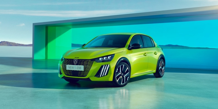 vehicule Peugeot 208 citadine drome valence performance motorisation petite voiture