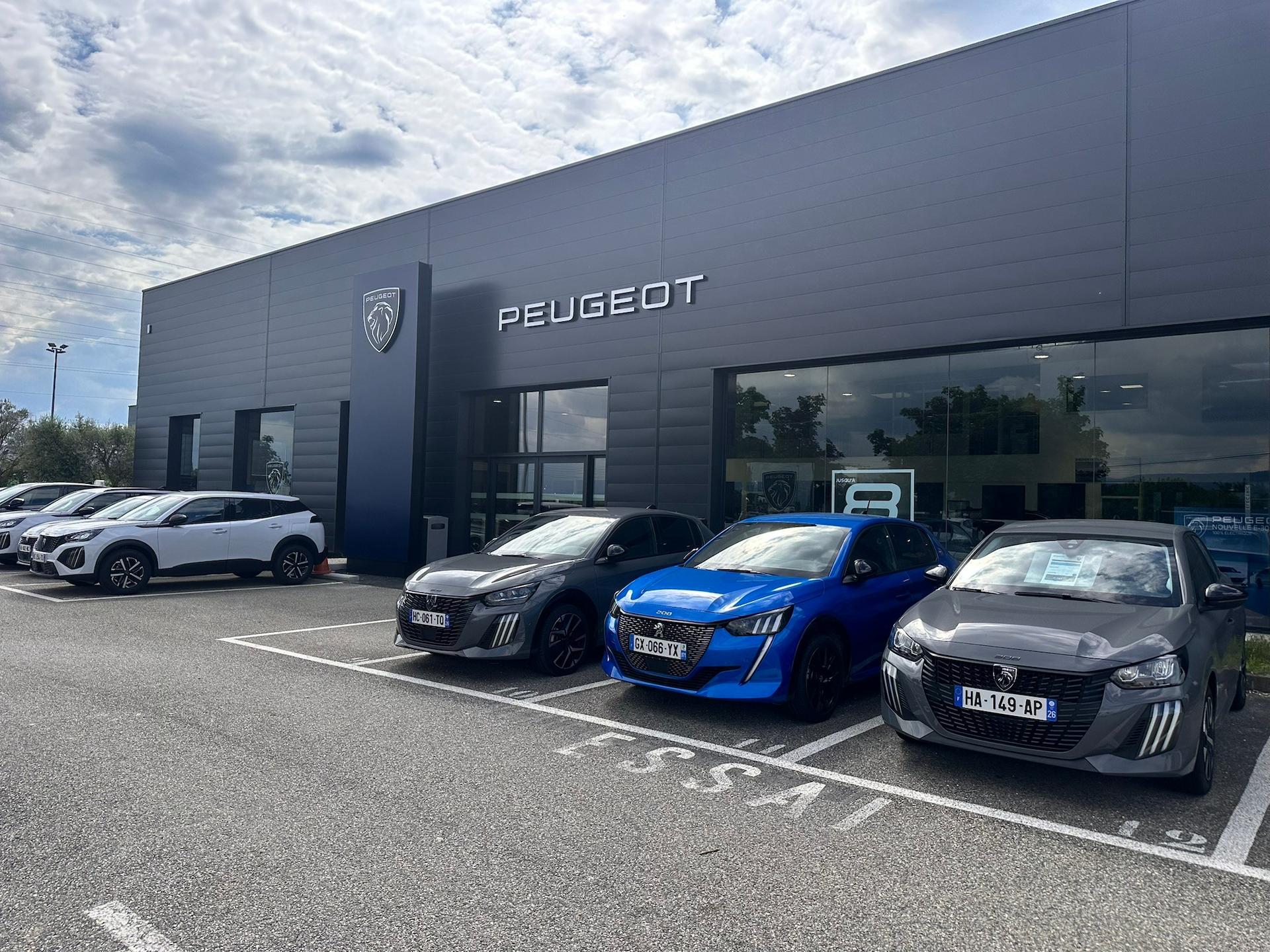 peugeot valence drome 26000 citadine vehicule d'occasion neuf