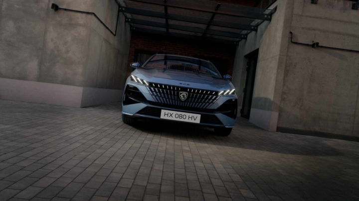 peugeot-valence-308SW-break-drome-électrique-famille