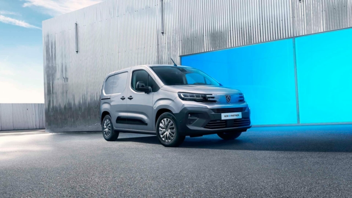 Peugeot e‑Partner électrique prêt à l’usage pour les artisans et entreprises de la région valentinoise