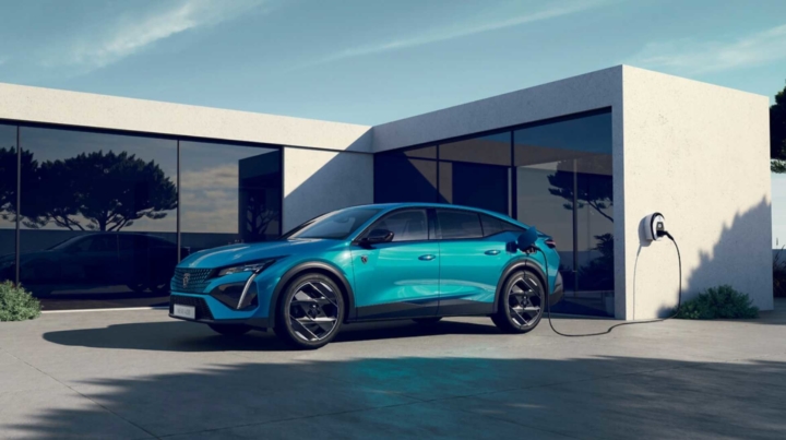 peugeot-hybride-rechargeable-électrique-valence-drome